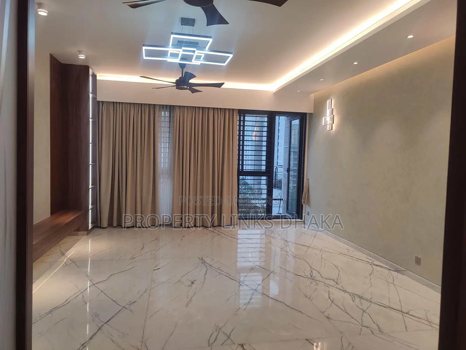 Brand New Luxurious Furnished Apartment with Gym and Swimming Pool