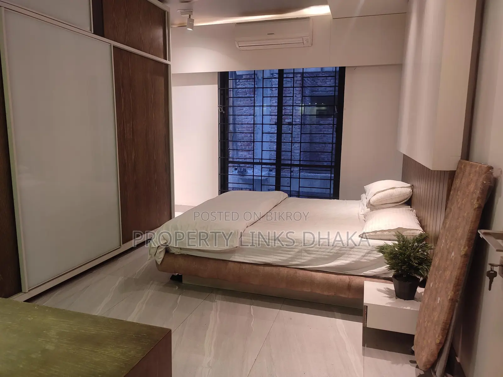 Brand New Luxurious Furnished Apartment with Gym and Swimming Pool