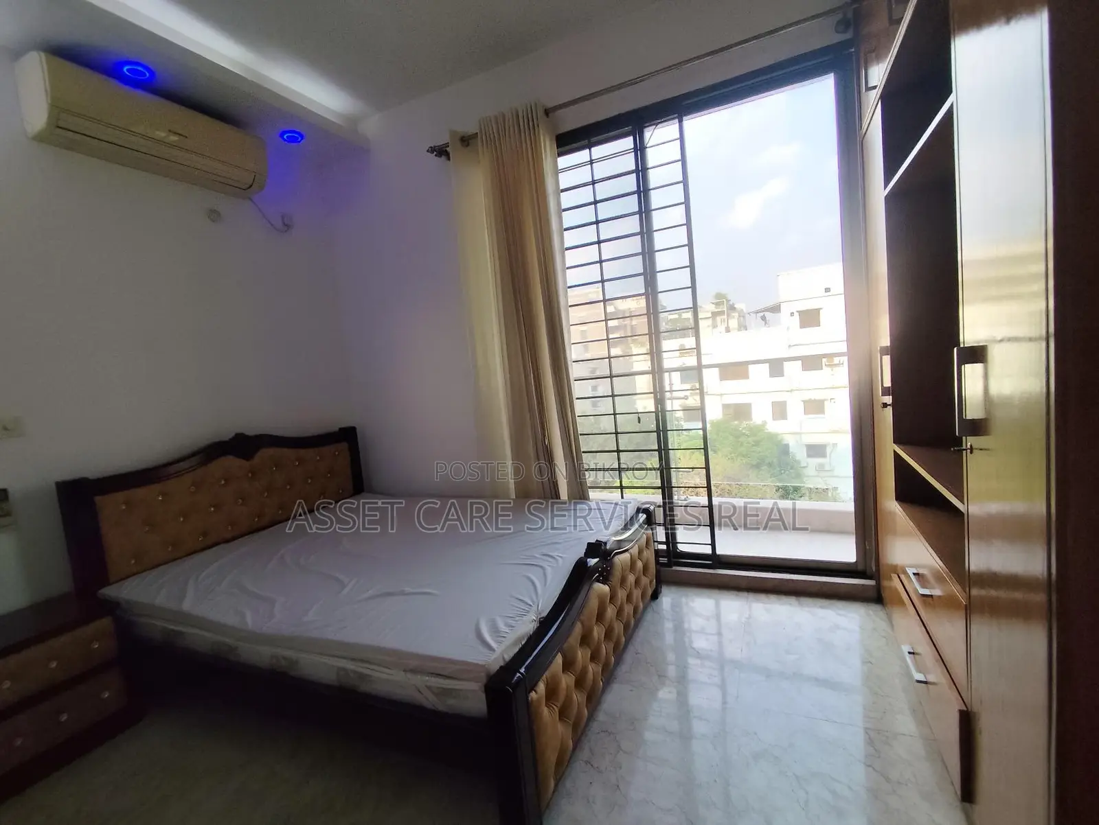 Luxury 3Bed Fully-Furnishid Apartment Rent Baridhara Diplomatic Zone
