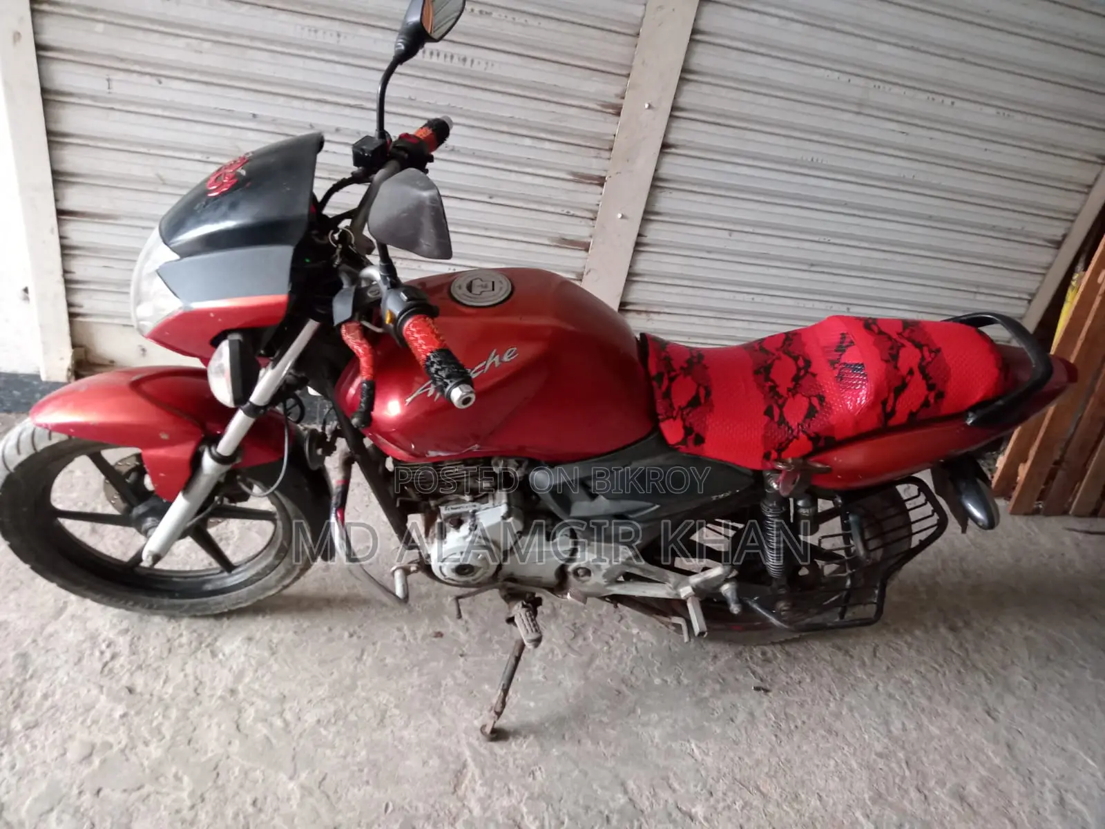 TVS Apache RTR . 2012