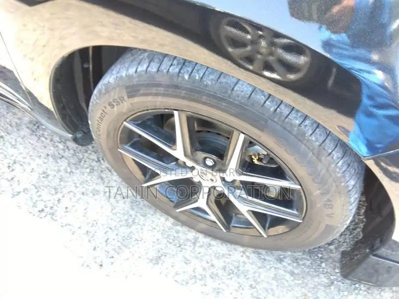 Toyota Harrier Premium_Sunroof-360. 2020