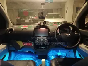 Toyota Passo red 2008