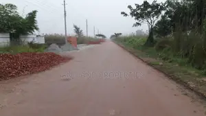 10-Katha Plot for Sale in M-Block, Next to L-Block, Bashundhara R/A