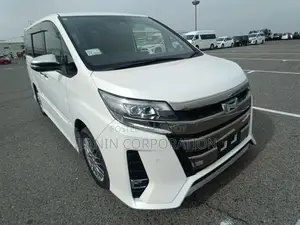 Toyota Noah Hybrid WXB V-3/4 AP 2021