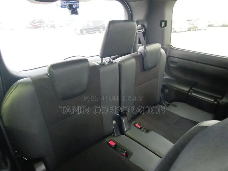 Toyota Noah Hybrid WXB V-3/4 AP 2021