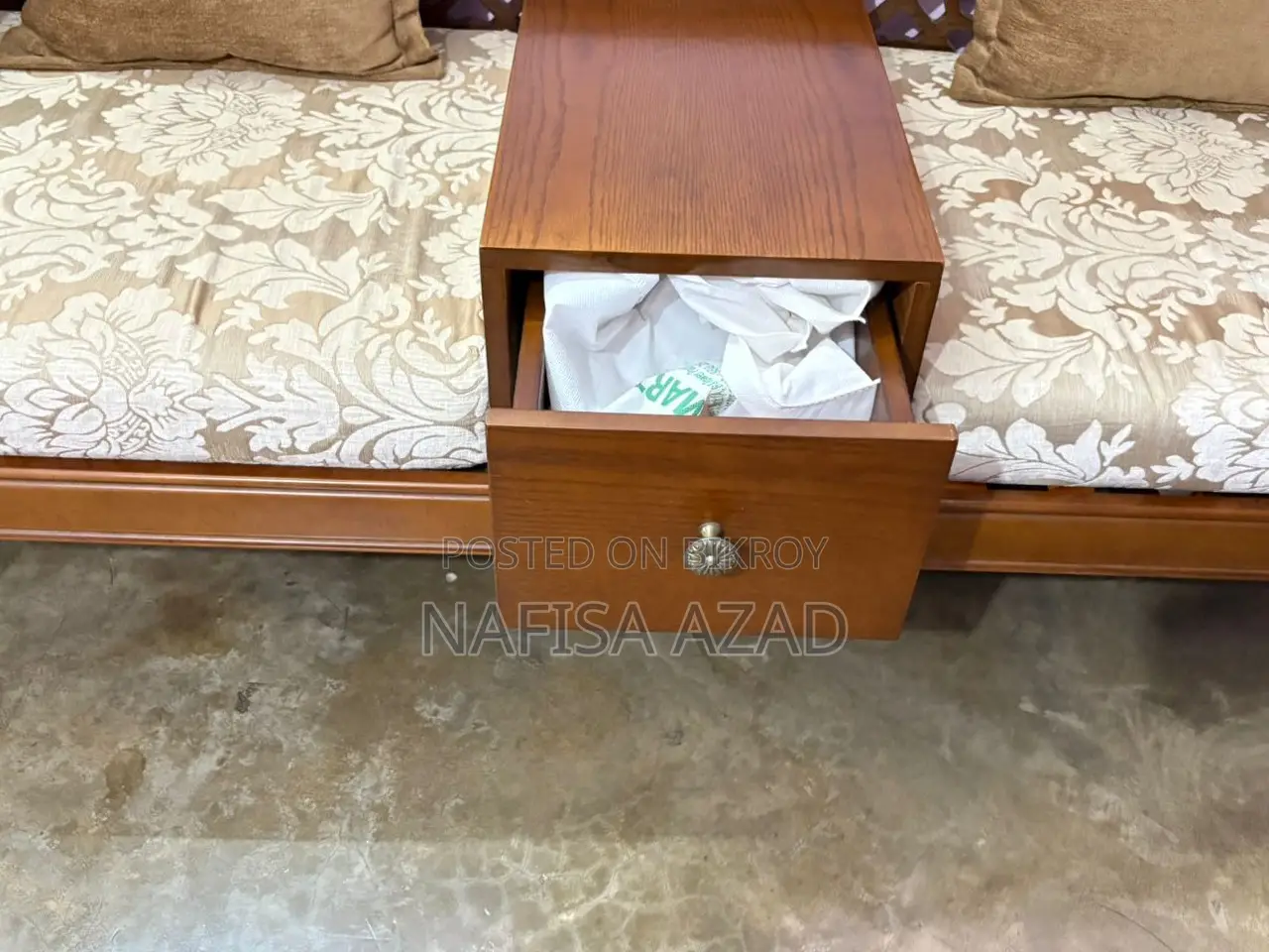 Delta Sofa Sell