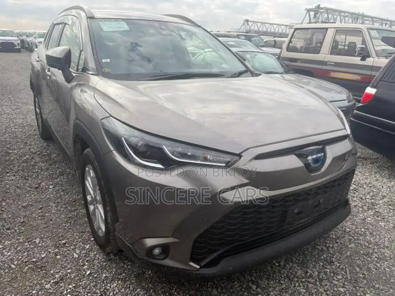 Toyota Corolla Cross S PKG HYBRID 2024