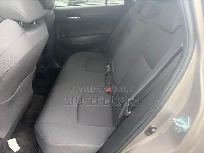 Toyota Corolla Cross S PKG HYBRID 2024