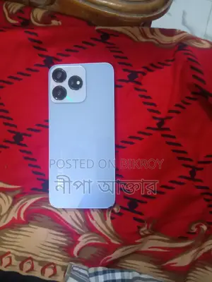 ZTE Blade V50 Design 4G (Used) - Price Negotiable