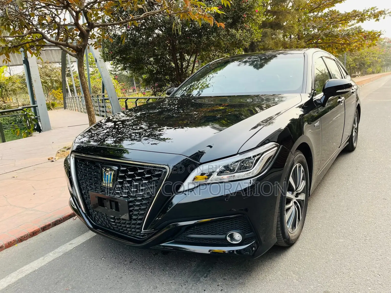 Toyota Crown Hybrid G 4 Grade 2019