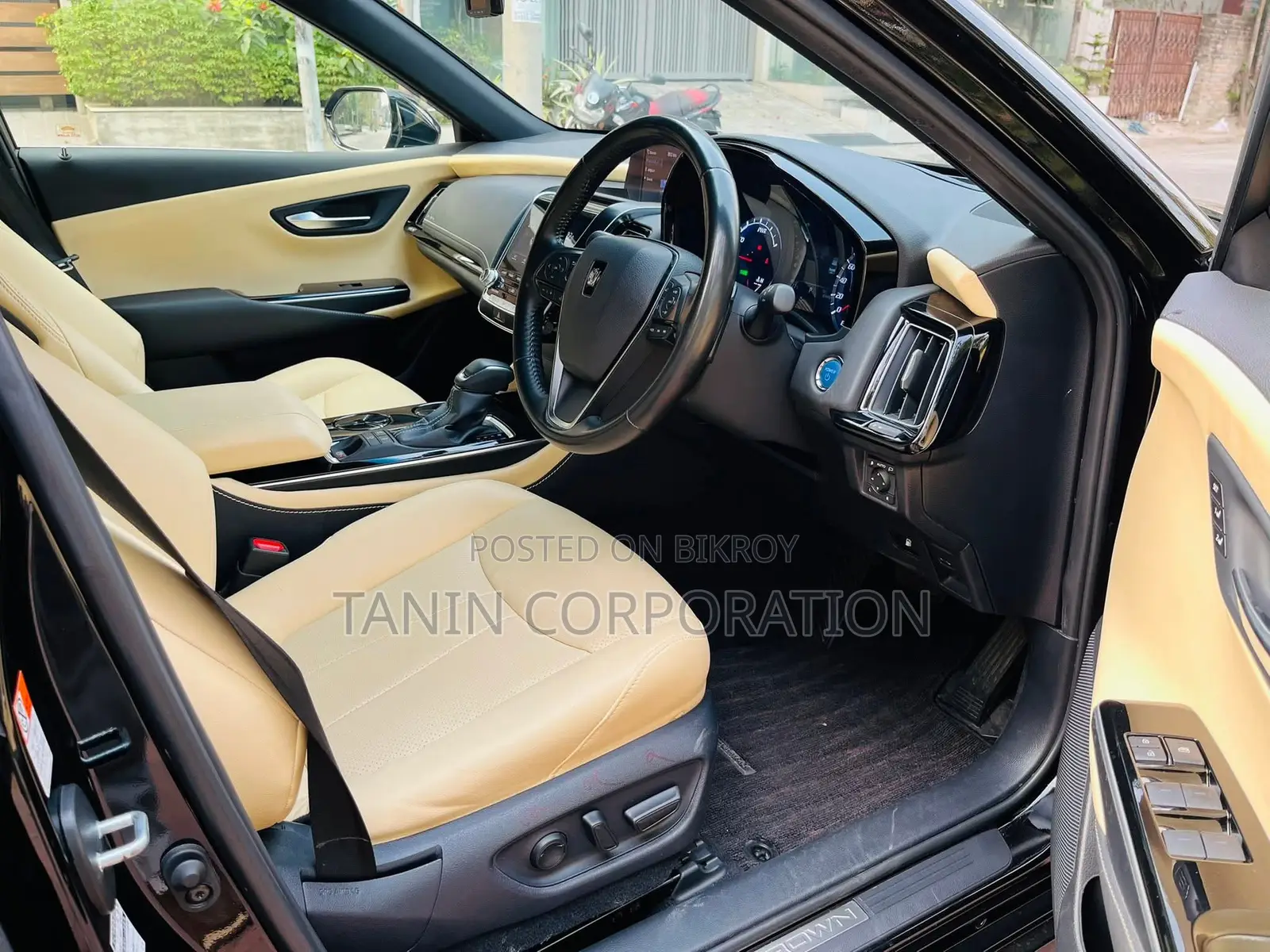 Toyota Crown Hybrid G 4 Grade 2019