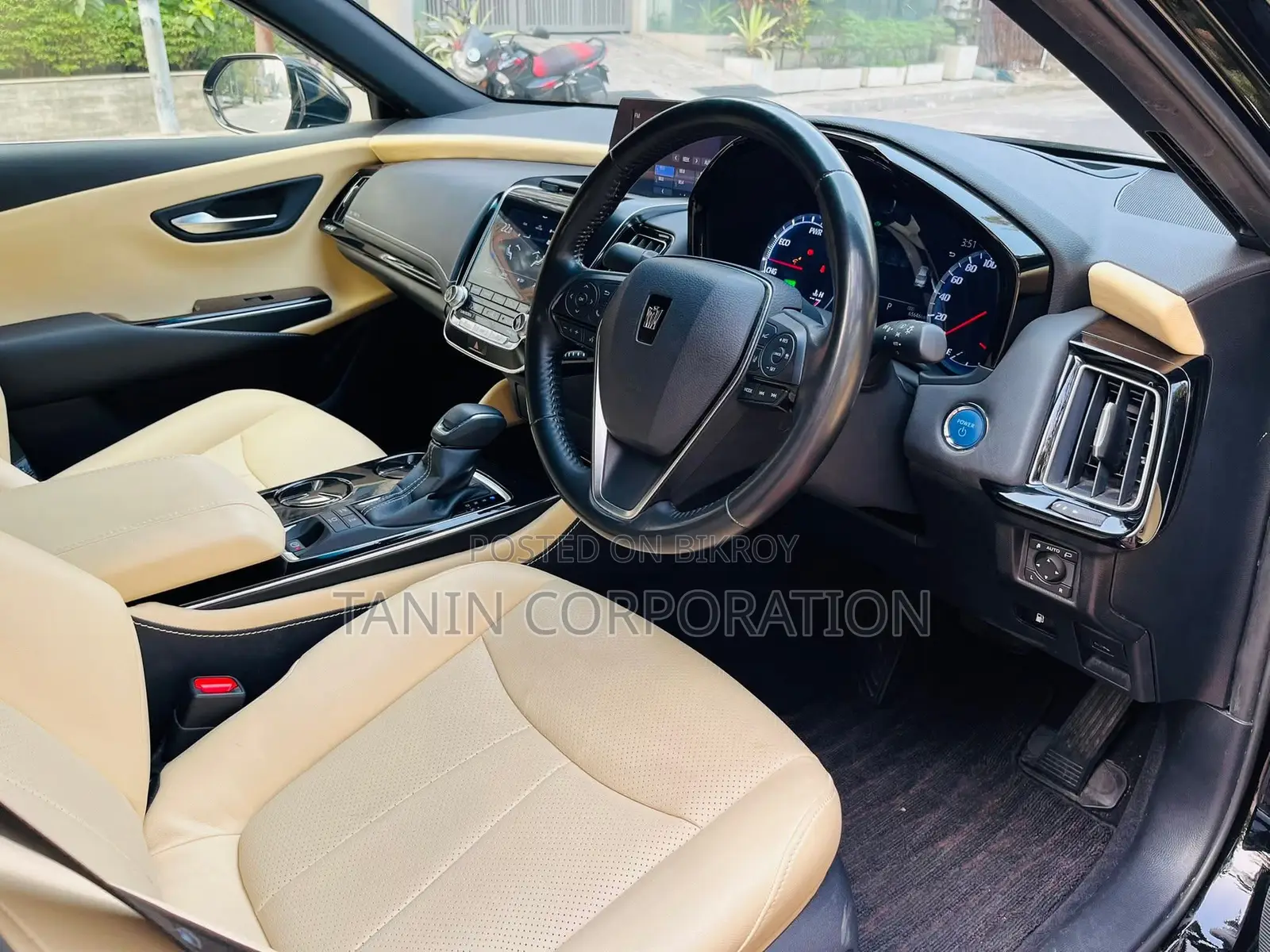 Toyota Crown Hybrid G 4 Grade 2019