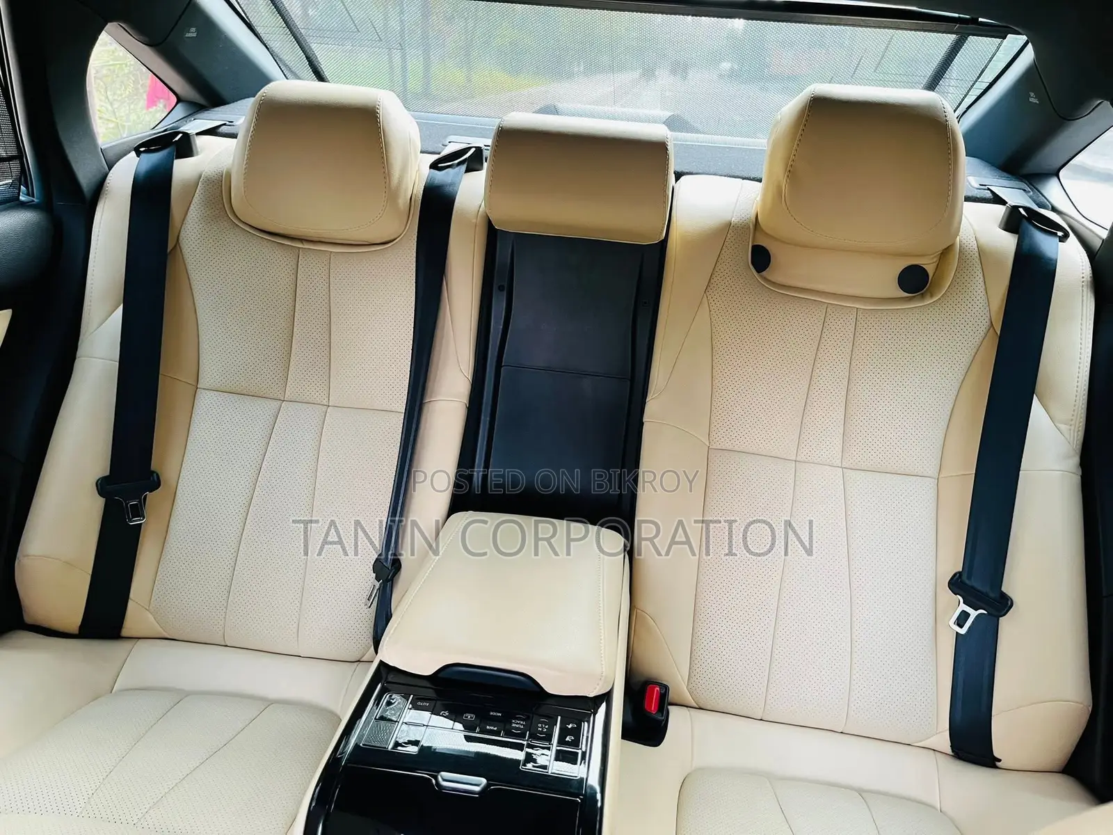 Toyota Crown Hybrid G 4 Grade 2019