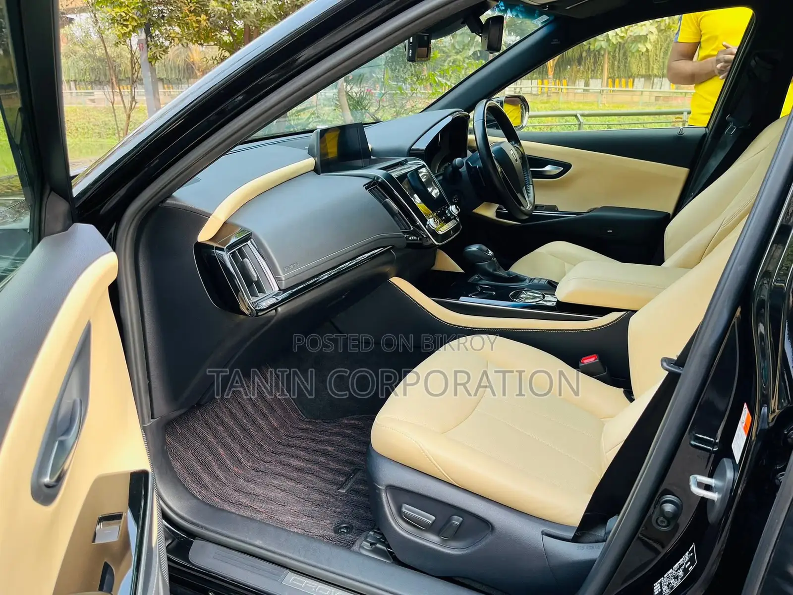 Toyota Crown Hybrid G 4 Grade 2019