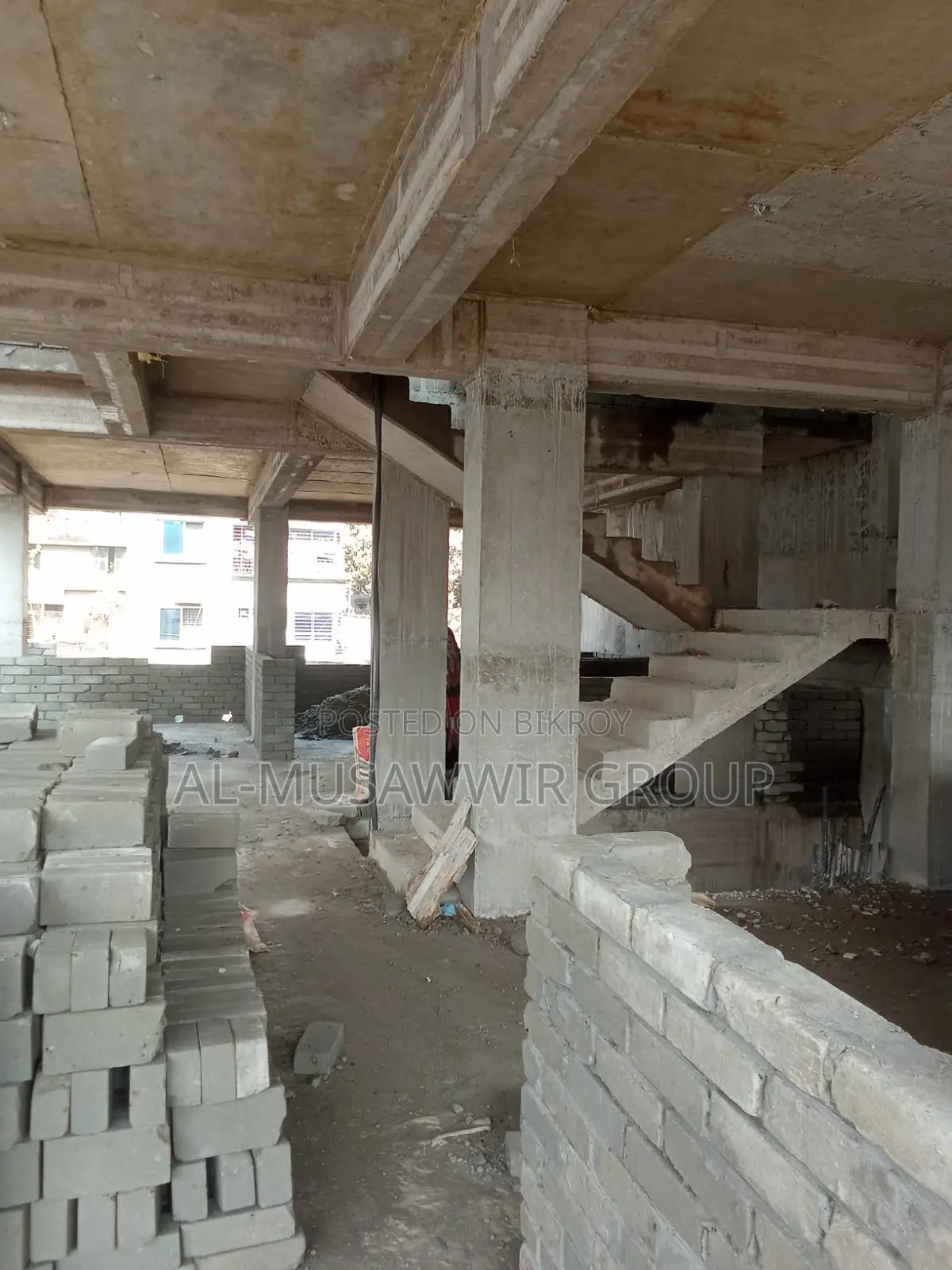 Well-ventilated flat suitable for long-term living