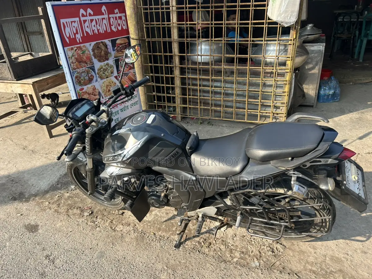 Yamaha FZs V2 . 2021