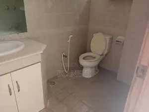 nice looking 2900 sft 4 Bed room apt available in Gulshan
