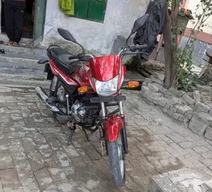 Bajaj Platina 100 2018