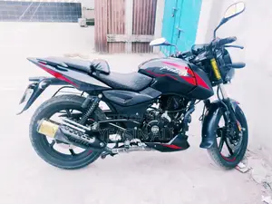 Bajaj Pulsar 150 . 2021