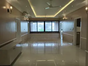 গুলশানে ৩ বেডরুমের ব্র্যান্ড নিউ অ্যাপার্টমেন্ট ভাড়া হবে (৩৫০০ বর্গফুট)