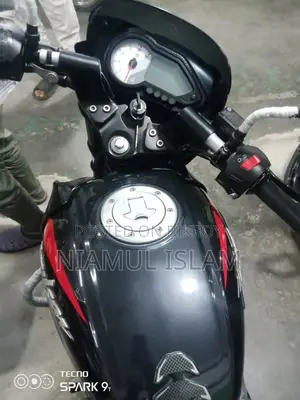 Bajaj Avenger 150 Street 2023