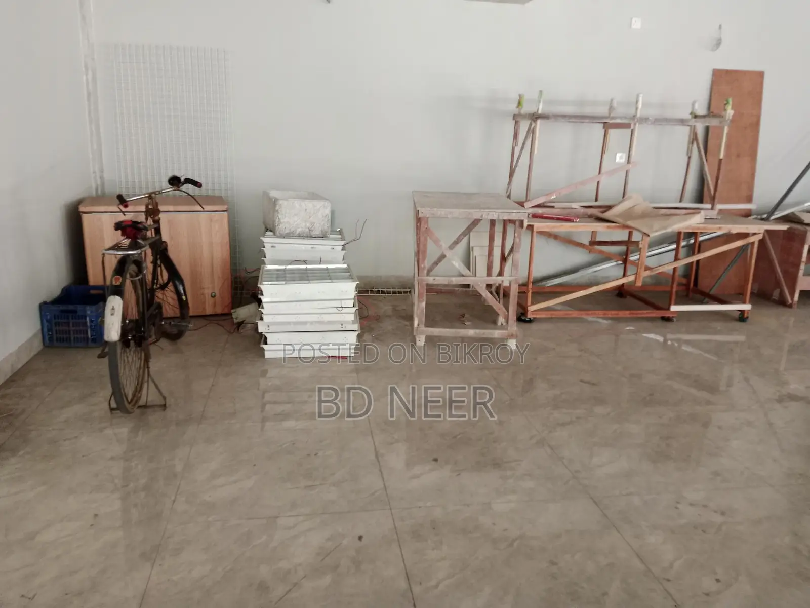 Ground floor 750 sft rent for coffee shop /resturent /other at gulshan 2