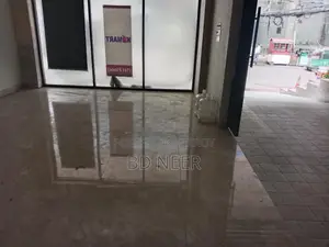 Ground floor 750 sft rent for coffee shop /resturent /other at gulshan 2