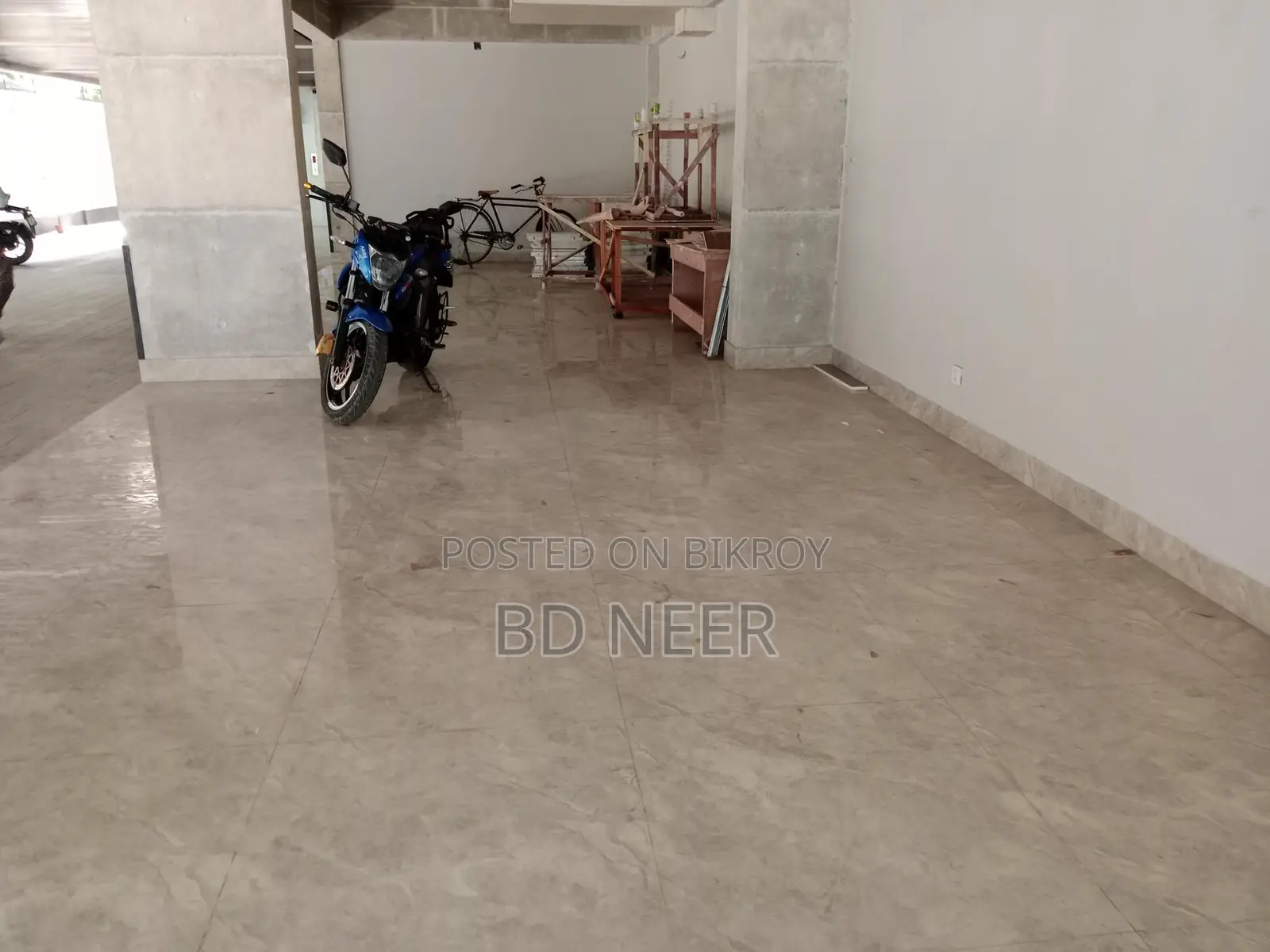 Ground floor 750 sft rent for coffee shop /resturent /other at gulshan 2