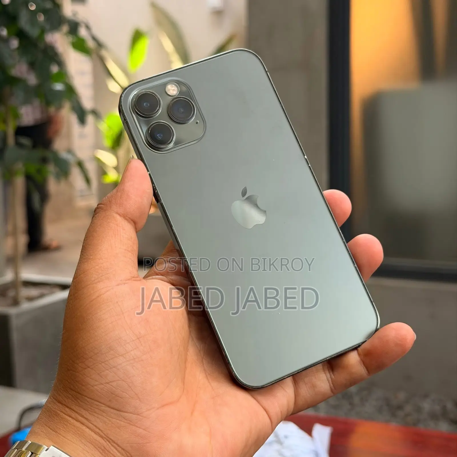 Apple iPhone 12 Pro (Used)