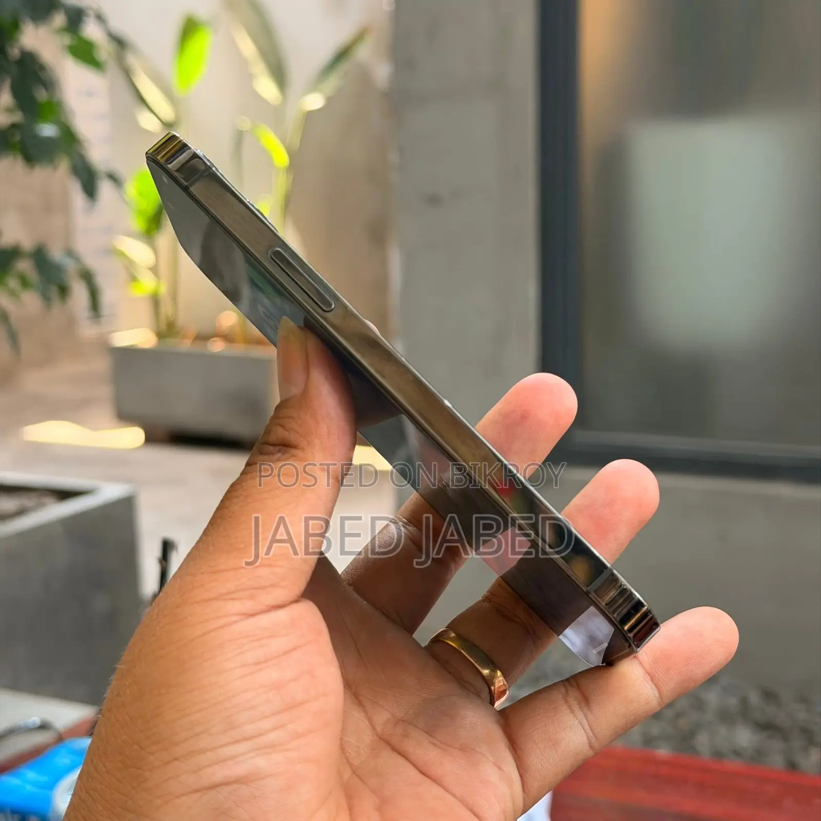 Apple iPhone 12 Pro (Used)