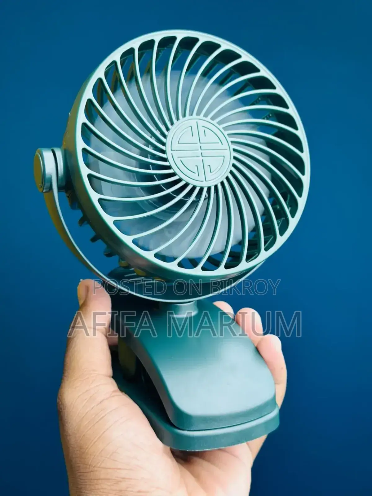 P8 USB Small Handheld Rechargeable Clip Fan – Green Color