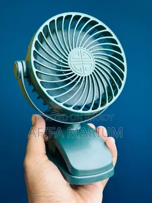 P8 Usb Small Handheld Rechargeable Clip Fan – Green Color