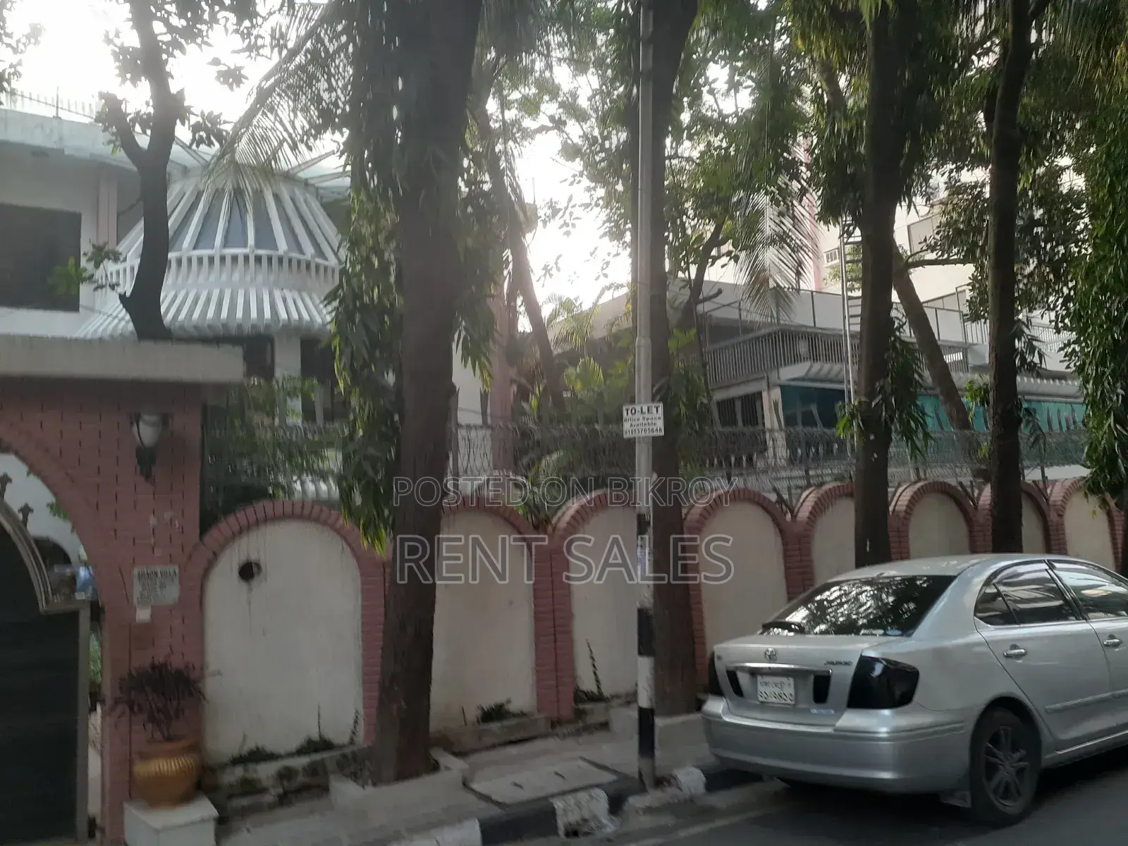 বনানীতে ৮ বেডরুমের বাড়ি ভাড়ার জন্য