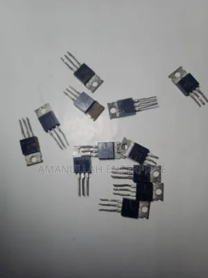 Triac Bt136/Bt136 (03 Pcs)