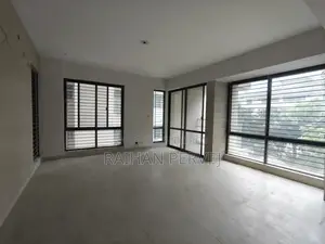 4bdrm Apartment in Gulshan for Rent