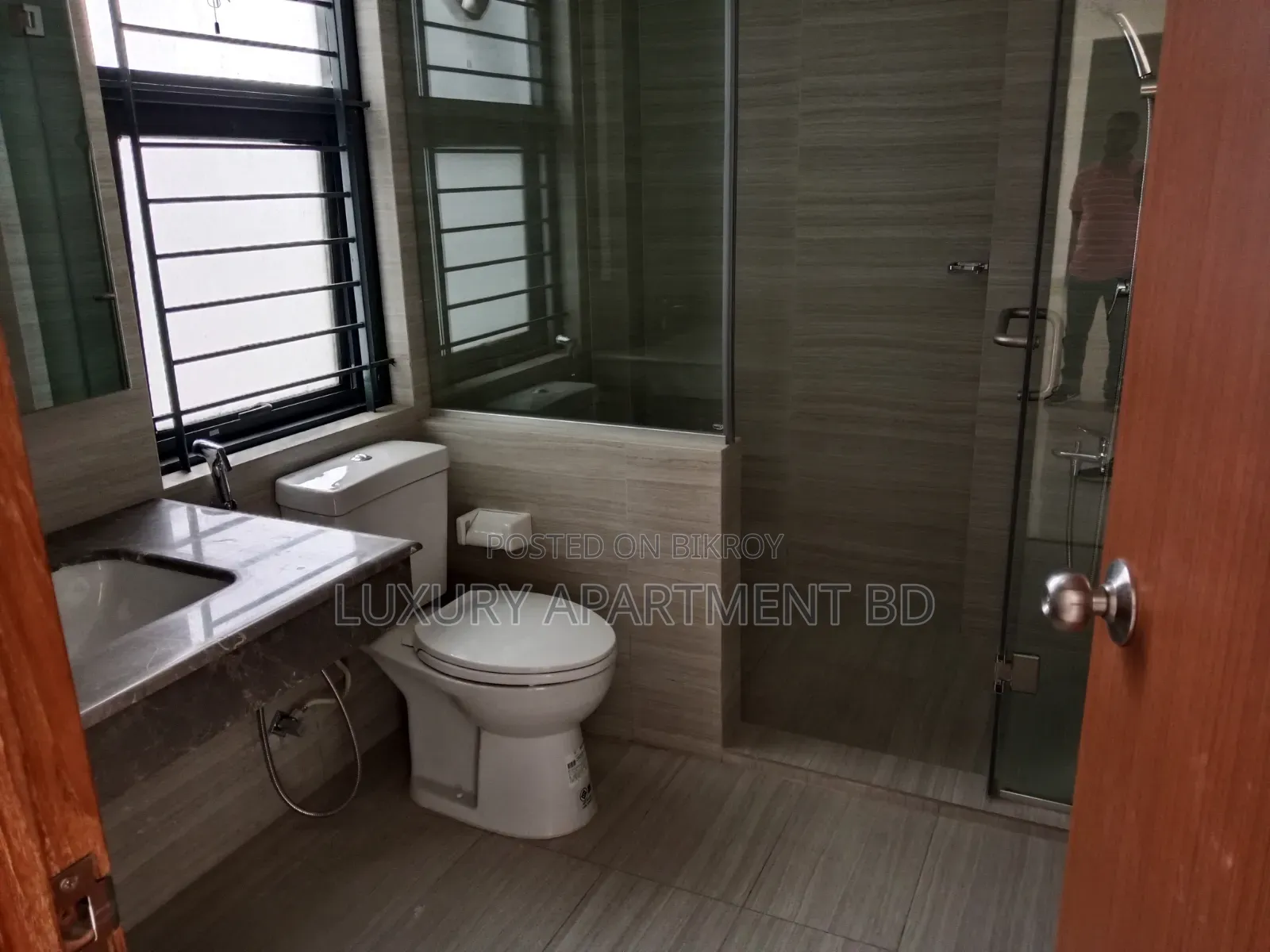 4bdrm Apartment in Gulshan for rent