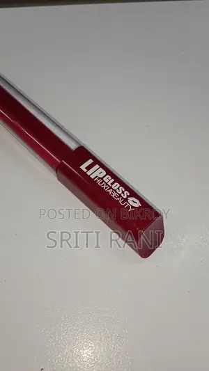 ঠোঁটের সাজে Huxiabeauty Lip Gloss
