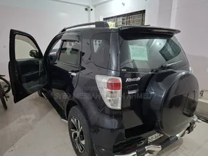 Toyota Rush 1.5 AWD 2012 Black