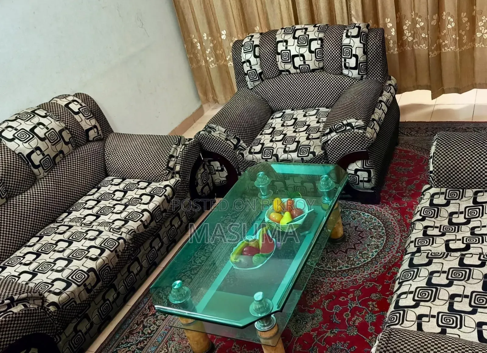 লিভিং রুম সোফা