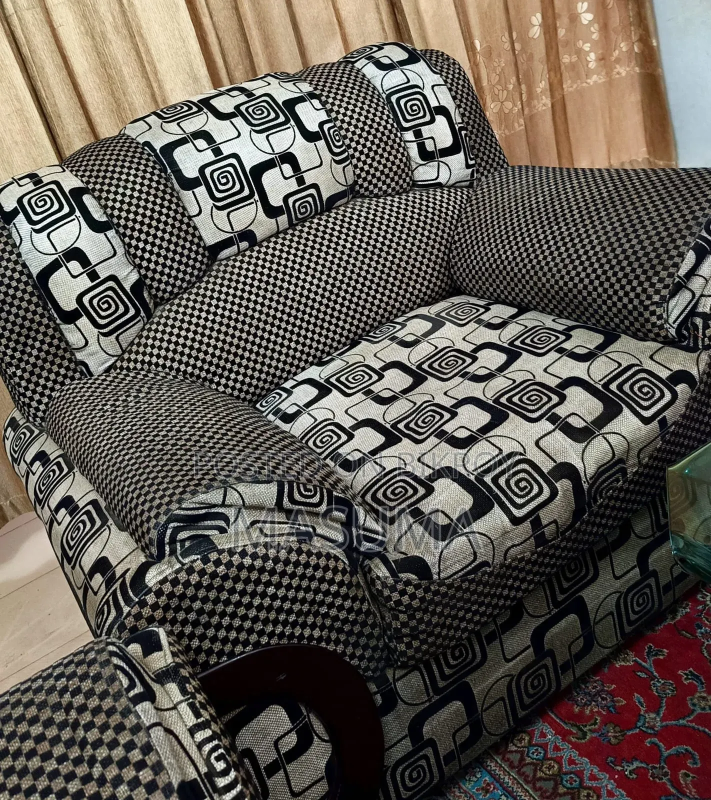 লিভিং রুম সোফা
