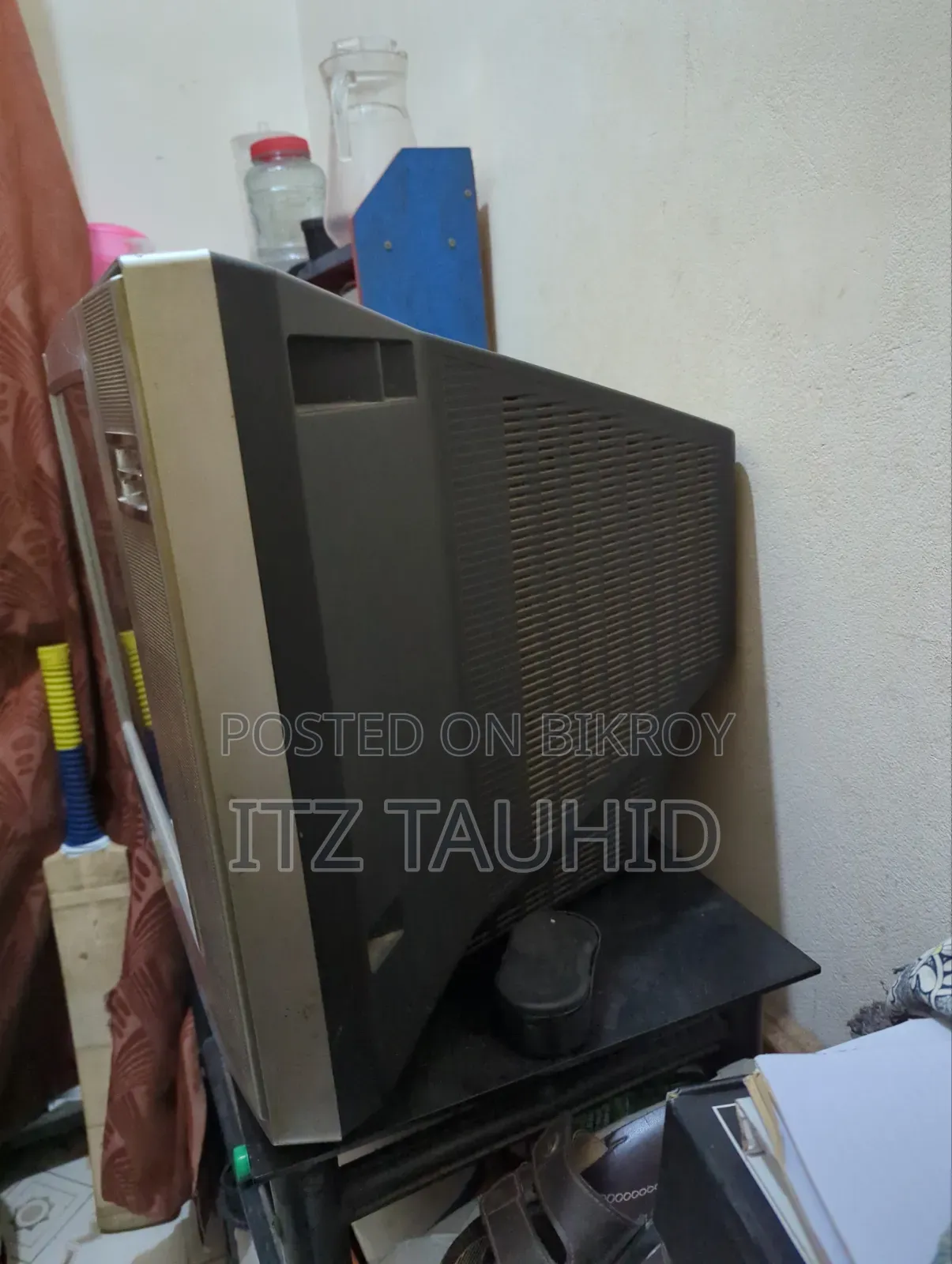 Sony Wega Original CRT Tv for Sale | Good Condition