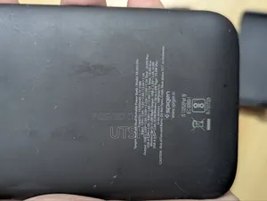 Spigen Wireless Charger + Powerbank