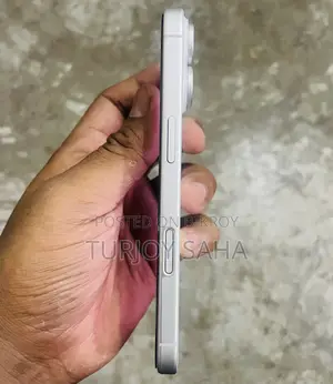 New Apple iPhone 17 256 GB White