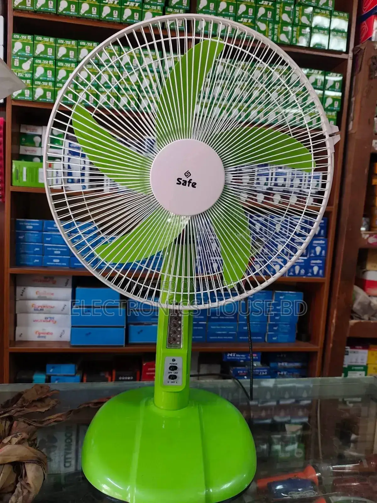 চার্জার ফ্যান