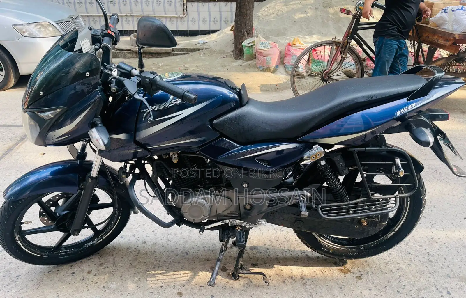 Bajaj Pulsar 150 . 2017