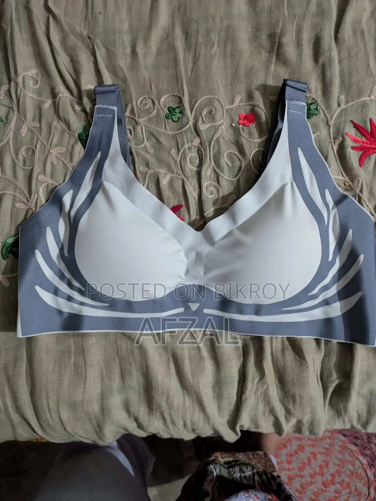 Imported Premium Soft Stretch Comfortable Push up Sports Bra