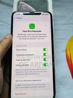 অ্যাপল আইফোন এক্সএস ম্যাক্স ৬৪ জিবি বক্সসহ (ব্যবহৃত)