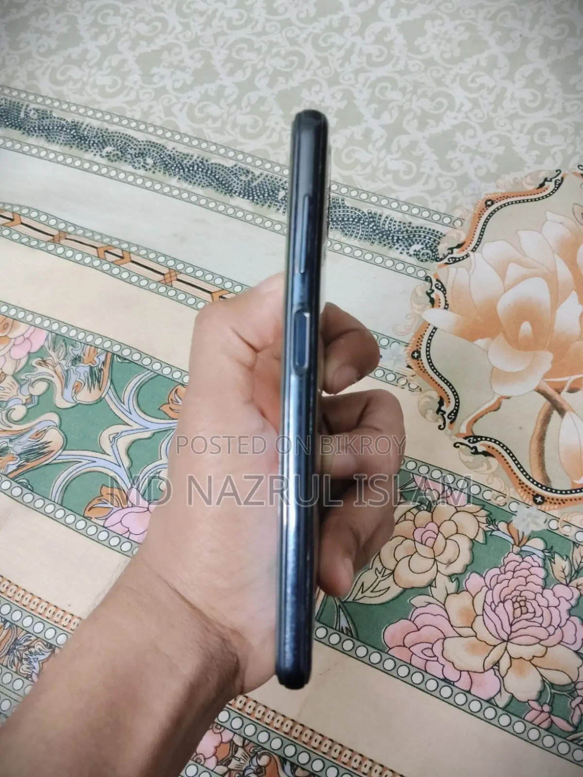 Samsung Galaxy M32 . (Used)