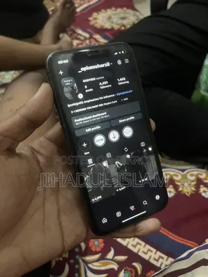 Apple iPhone 11 (Used)