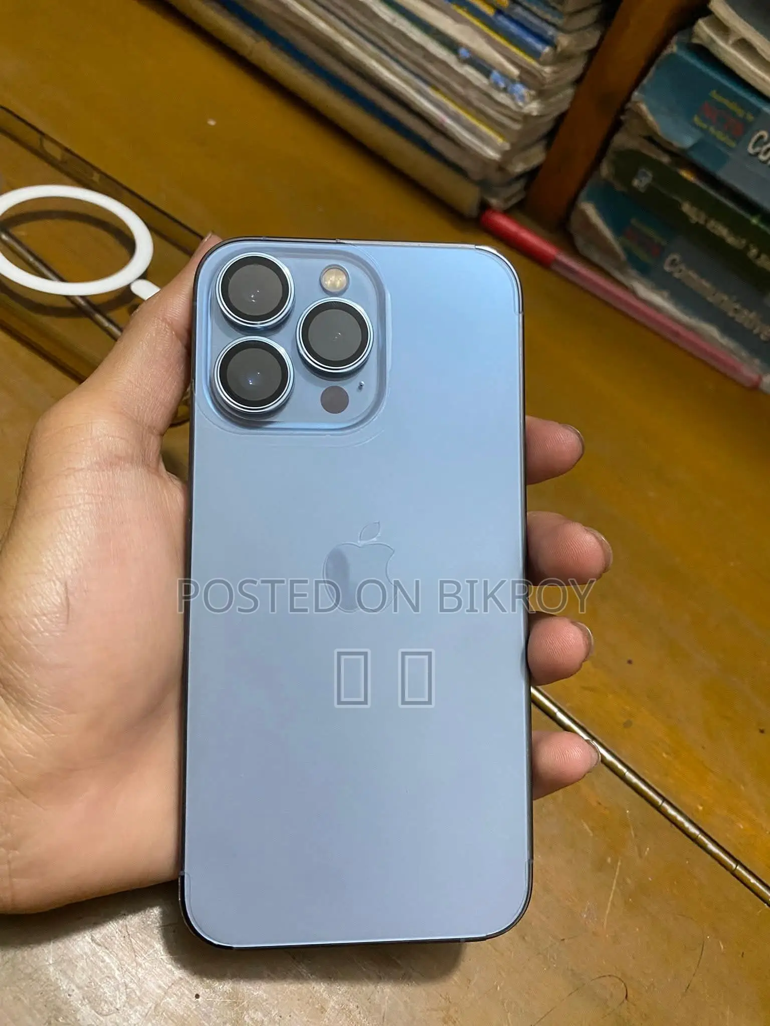 Apple iPhone 13 Pro . (Used)